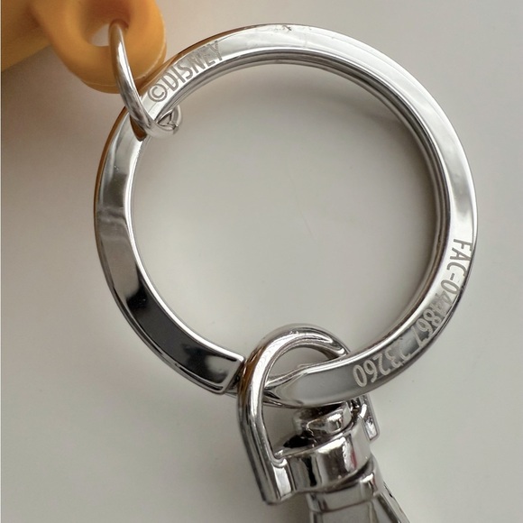 NWOT 2024 Disney Parks Pluto Airpod Pro Wireless Headphones Case - Picture 6 of 8